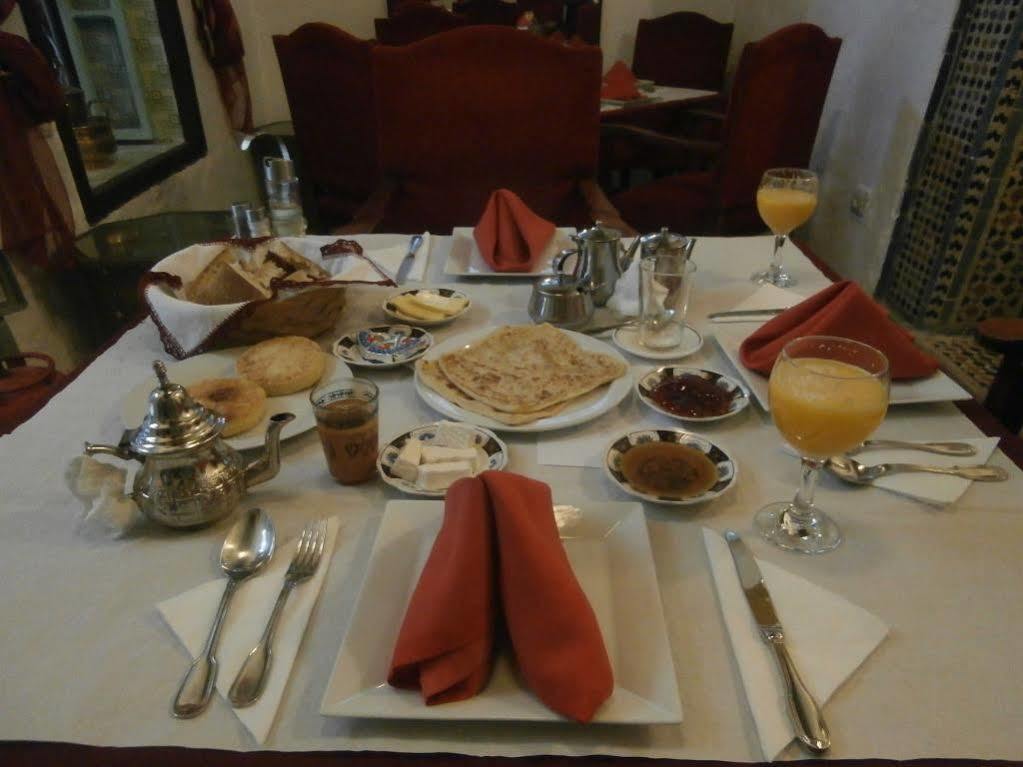 Hotel Riad Dalia Tétouan Exterior foto